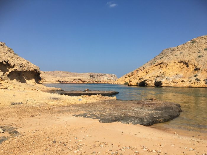 baai aan noordelijke kust in Oman