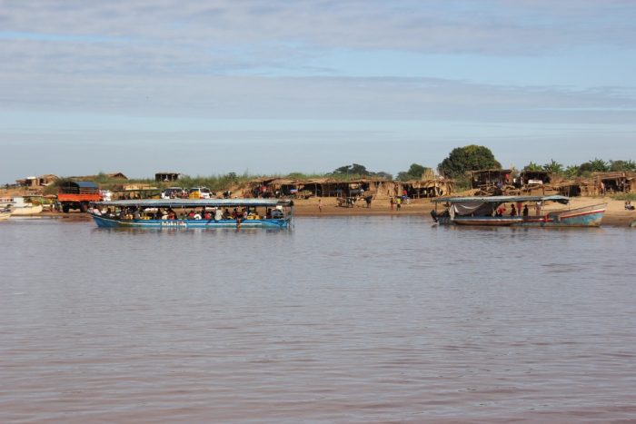 rivier bij Belo Tsiribihina