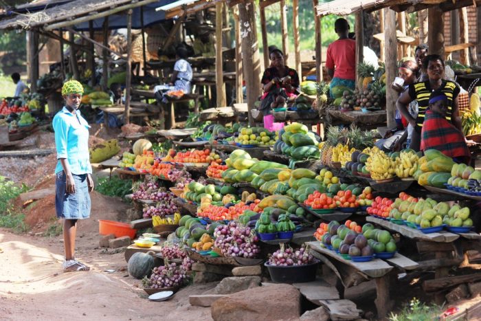 fruitmarkt in Oeganda