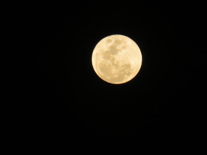 volle maan in Valle de la Luna