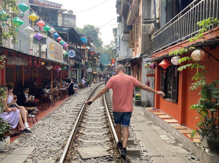 Eric in Trainstreet Hanoi