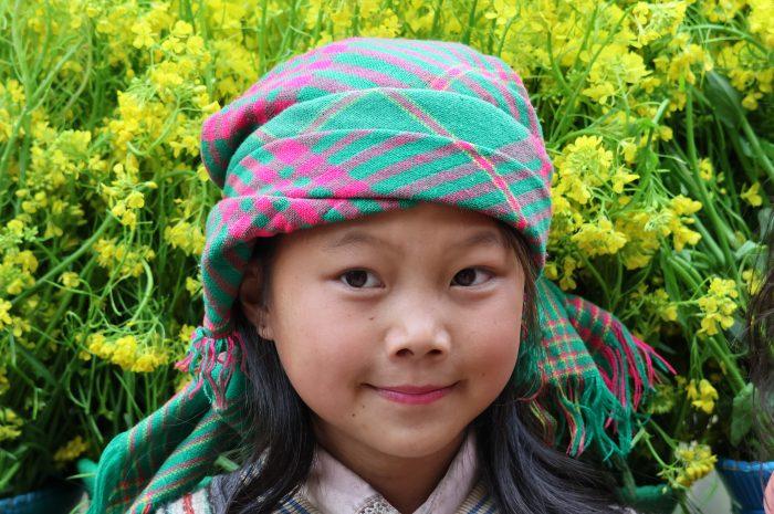 Noord Vietnam bloemenmeisje