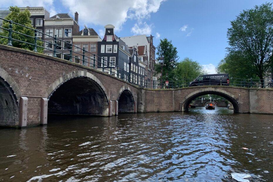 elektrisch varen in Amsterdam kanalen