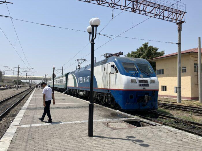 trein naar Andijan Oezbekistan